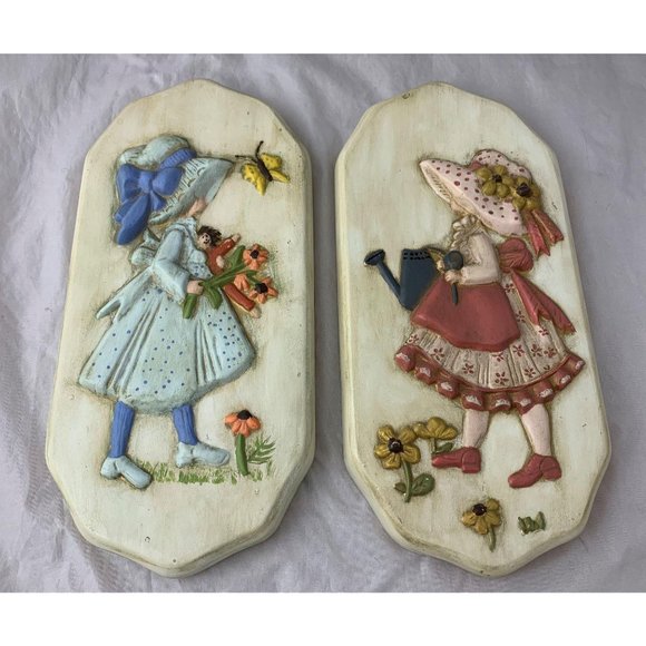 Pair Vintage Ceramic Wall Hangings - Little Girls - Picture 11 of 11